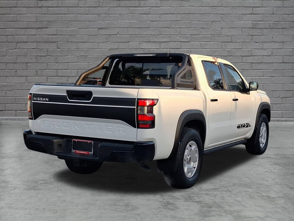 Used 2024 Nissan Frontier SV w/ Hardbody Edition AWD/4WD image 12