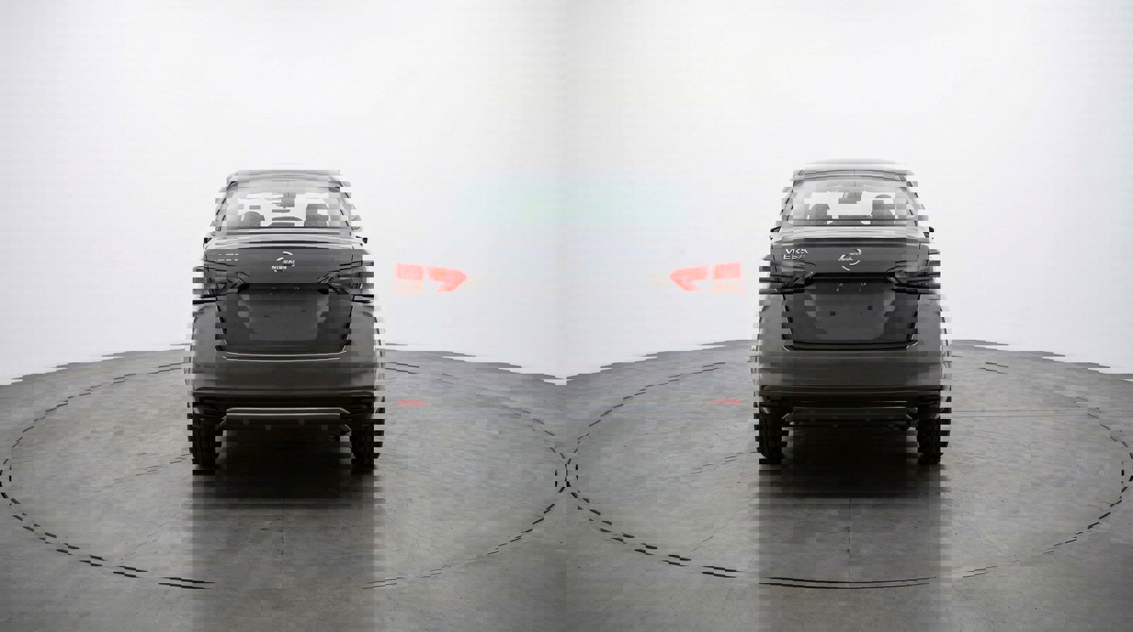 Used 2025 Nissan Versa SV image 6