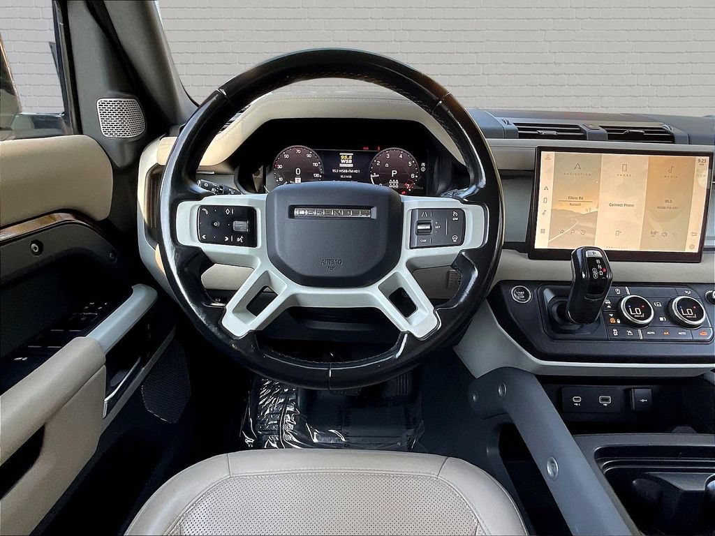 Used 2023 Land Rover Defender 130 SE AWD/4WD image 8