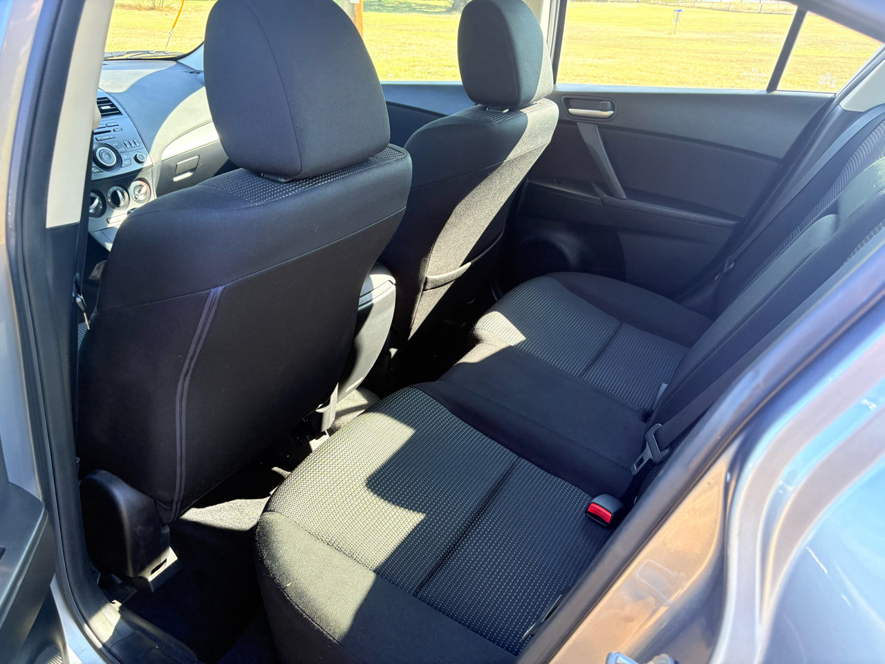 Used 2012 MAZDA MAZDA3 i Touring image 48