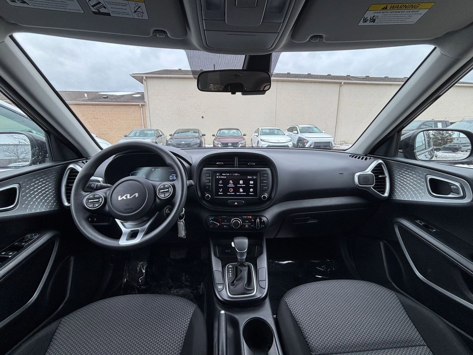 Used 2025 Kia Soul LX w/ LX Technology Package image 31