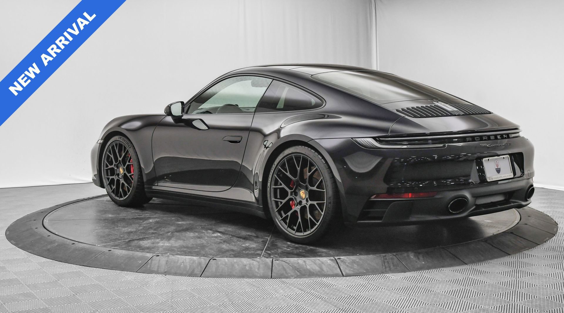 Used 2024 Porsche 911 Carrera GTS image 5