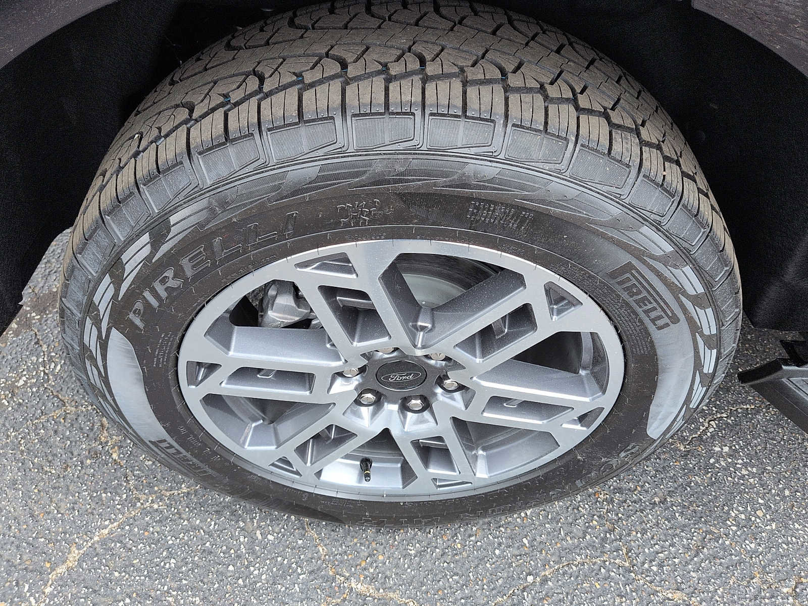 New 2026 Ford Expedition Active AWD/4WD image 9