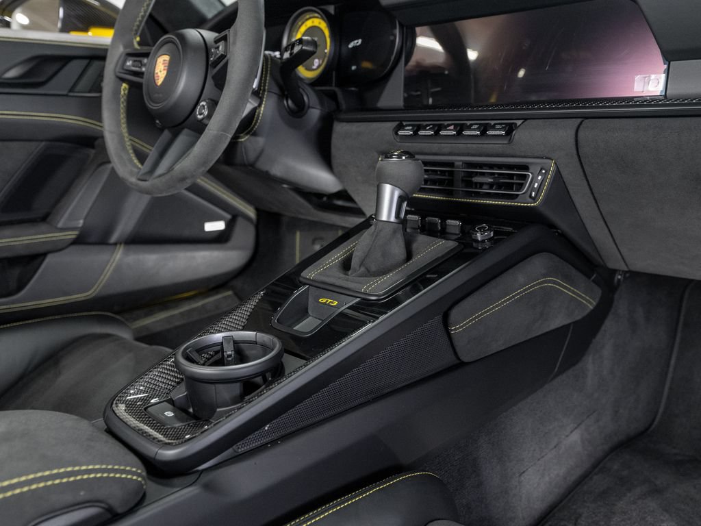 Used 2024 Porsche 911 GT3 RWD image 19