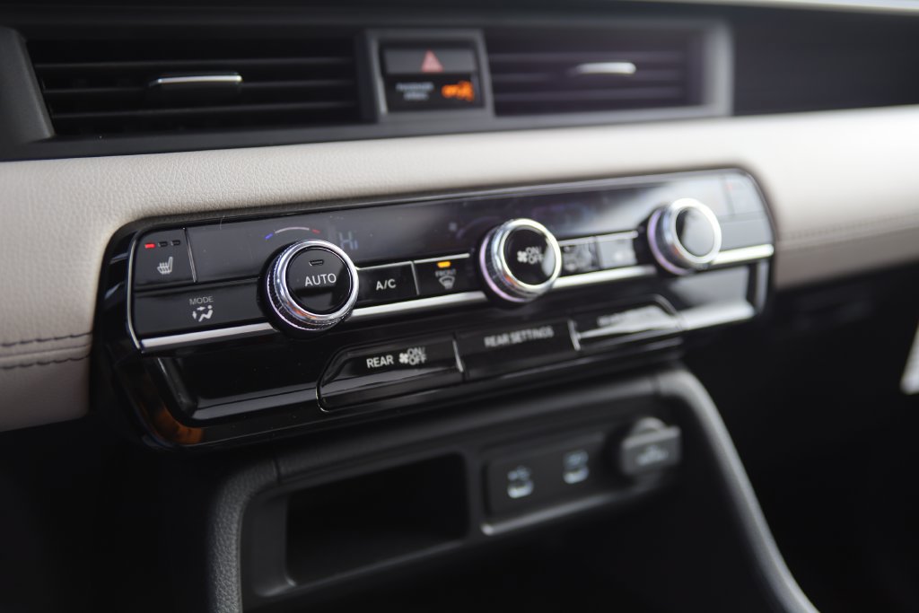 New 2026 Honda Pilot Touring image 21