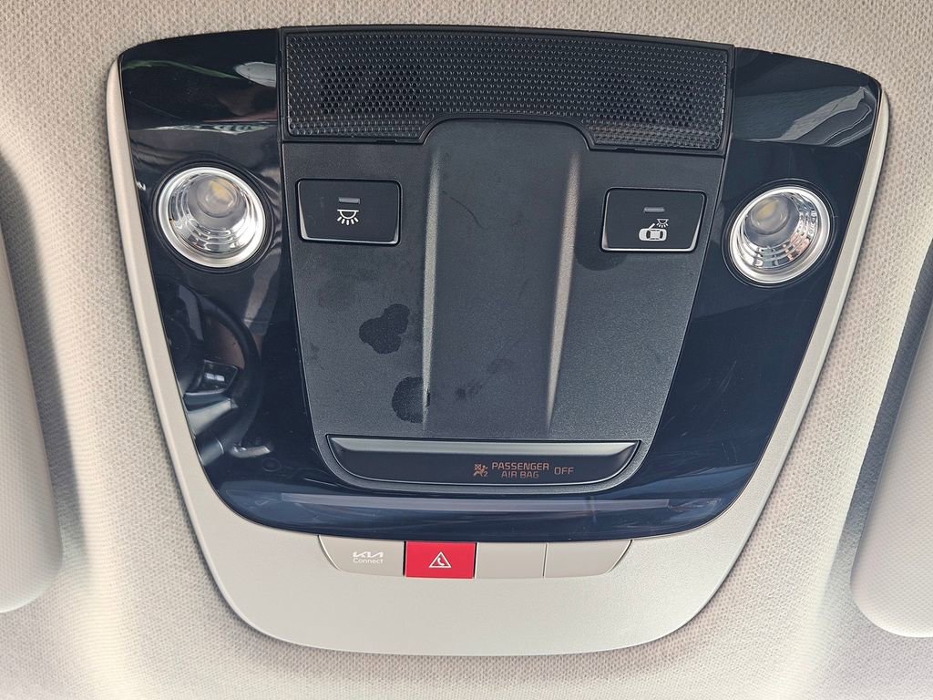 Used 2025 Kia Seltos S FWD image 26