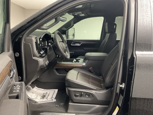 New 2026 Chevrolet Silverado 3500 High Country w/ Technology Package image 12