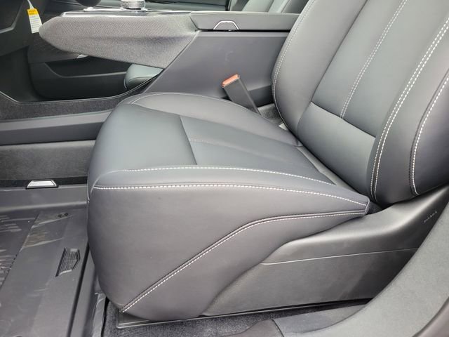 New 2026 Cadillac Optiq Sport 1 w/ LPO, Floor Liner Package AWD/4WD image 20
