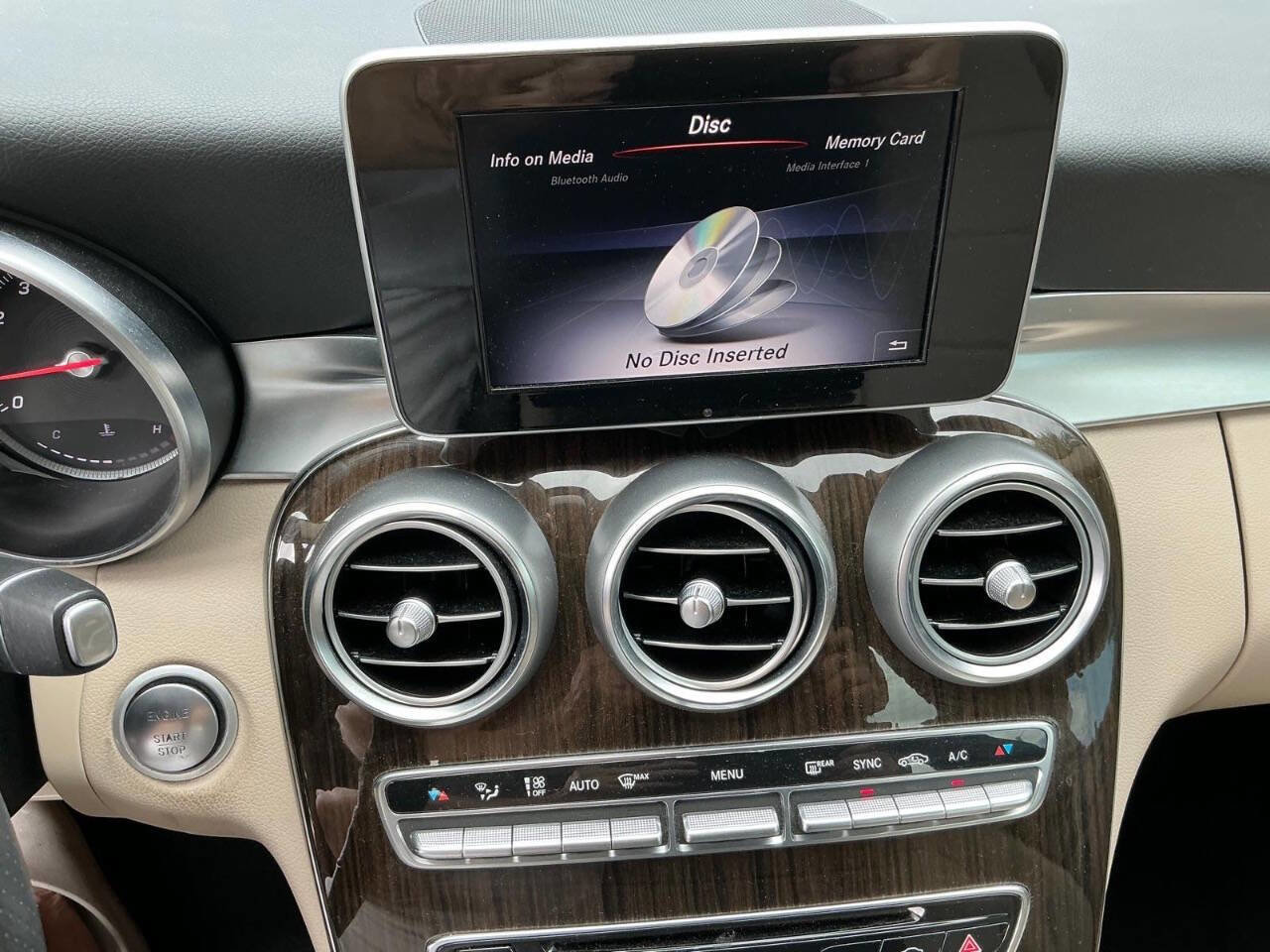 Used 2018 Mercedes-Benz C 300 Sedan image 11