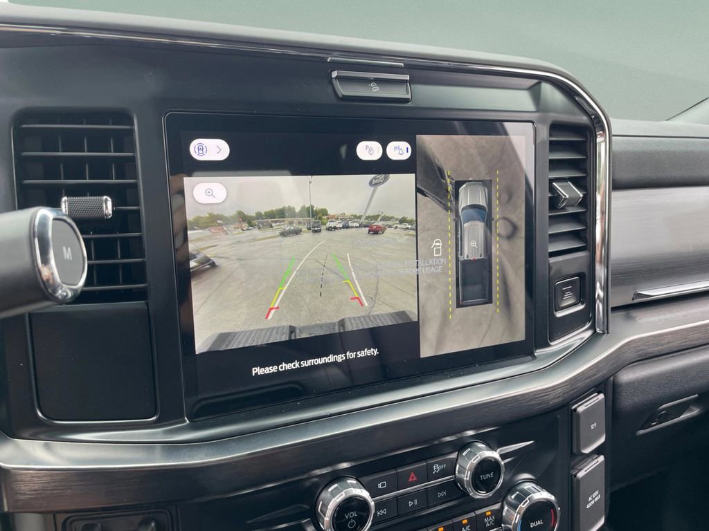 New 2026 Ford F350 Lariat w/ FX4 Off-Road Package image 22