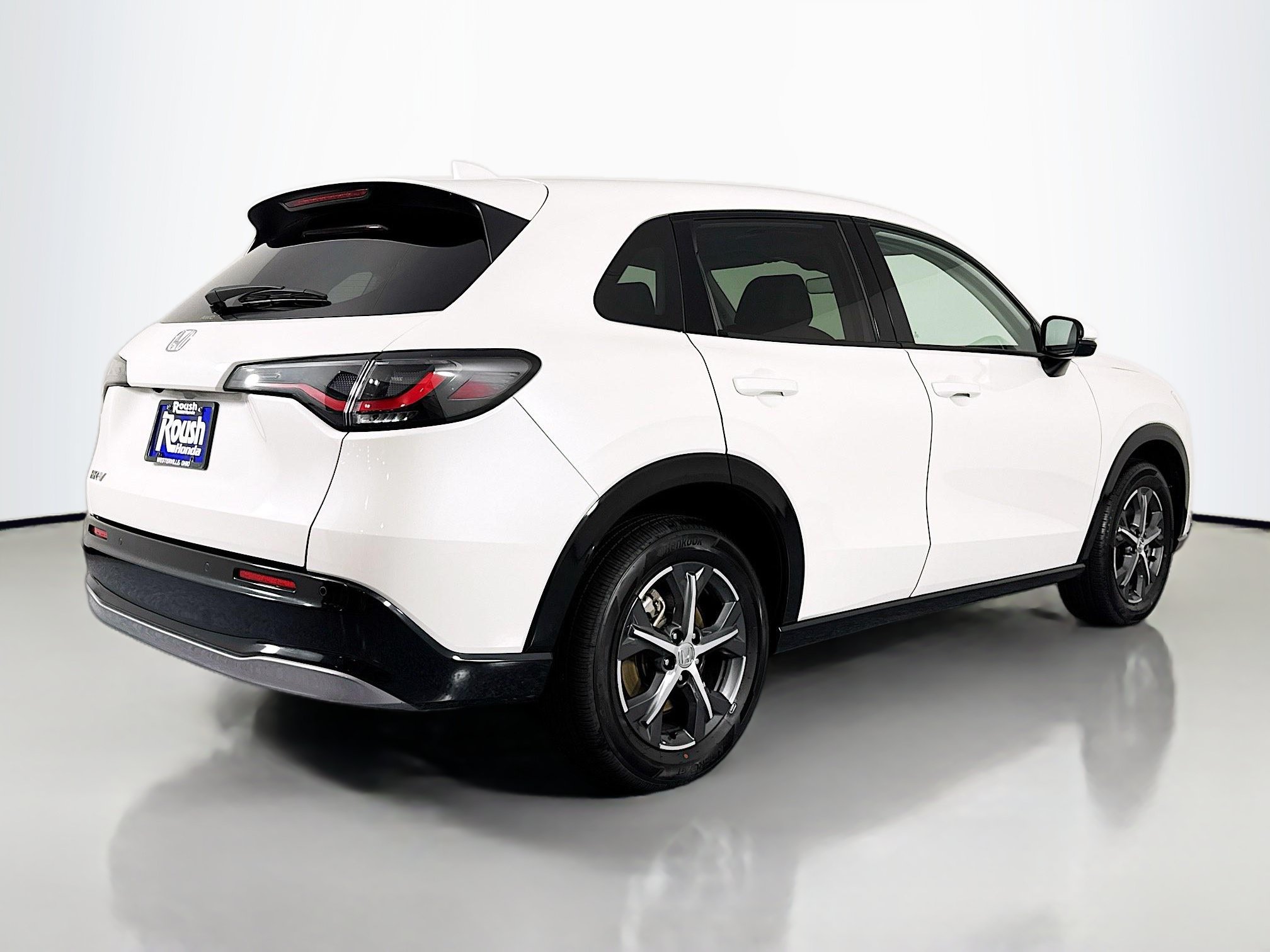 Certified 2024 Honda HR-V EX-L image 5