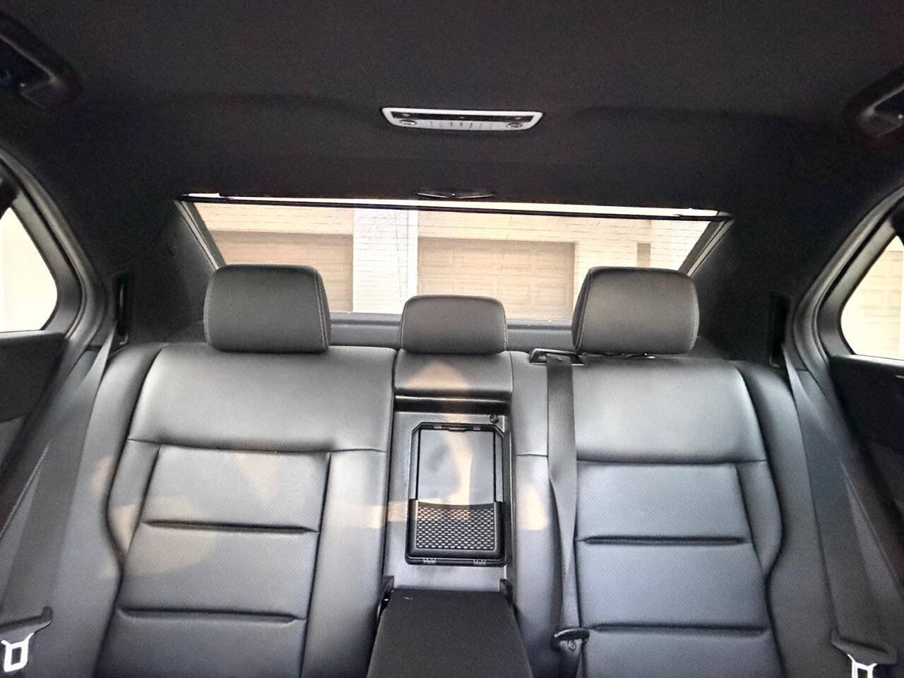 Used 2016 Mercedes-Benz E 350 Sedan w/ Premium Package image 21