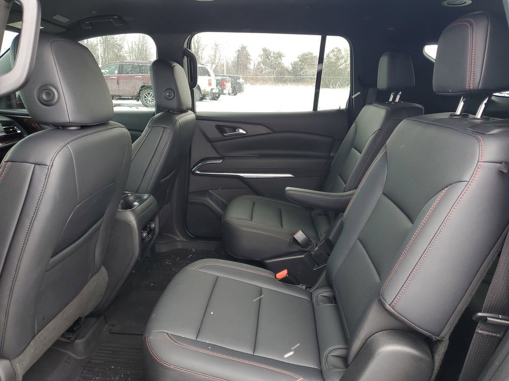 Used 2024 Chevrolet Traverse Z71 image 26