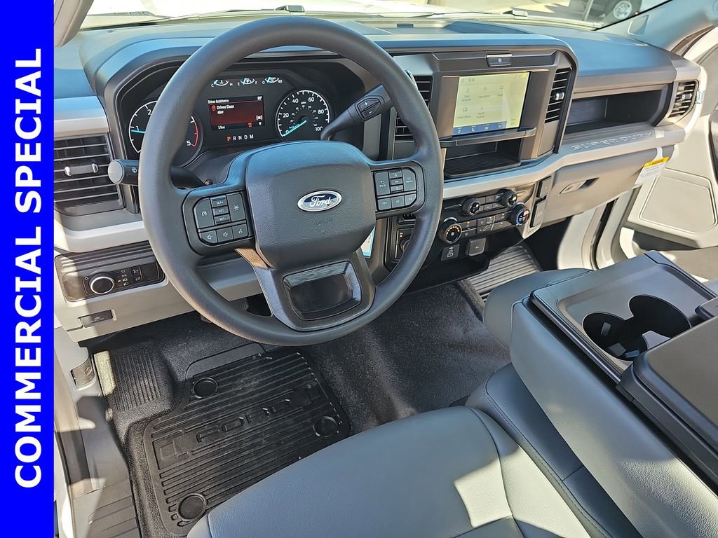 New 2025 Ford F550 4x4 Regular Cab Super Duty image 15
