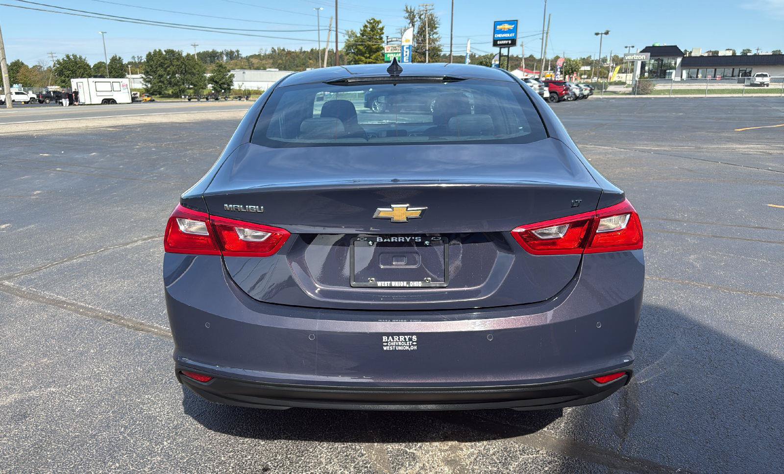 Used 2025 Chevrolet Malibu LT FWD image 4
