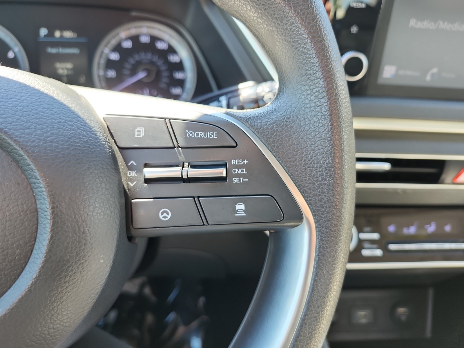 Used 2022 Hyundai Sonata SEL FWD image 24