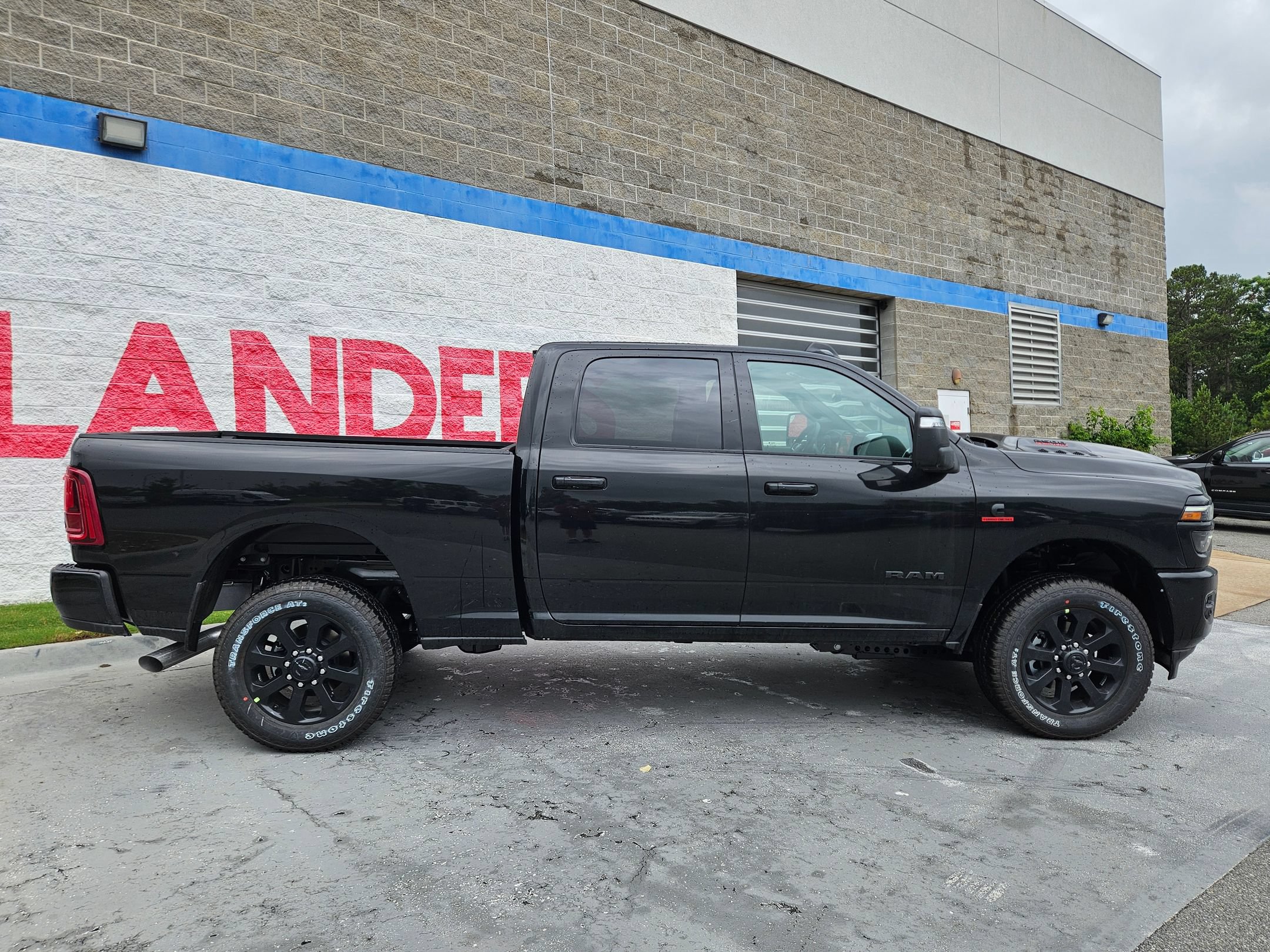 New 2026 RAM 2500 Laramie w/ Night Edition AWD/4WD image 8