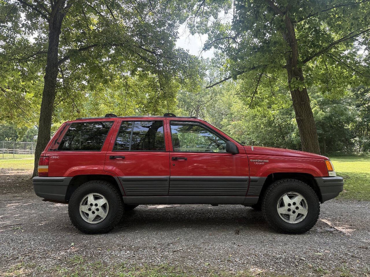 Used 1995 Jeep Grand Cherokee Laredo AWD/4WD image 7