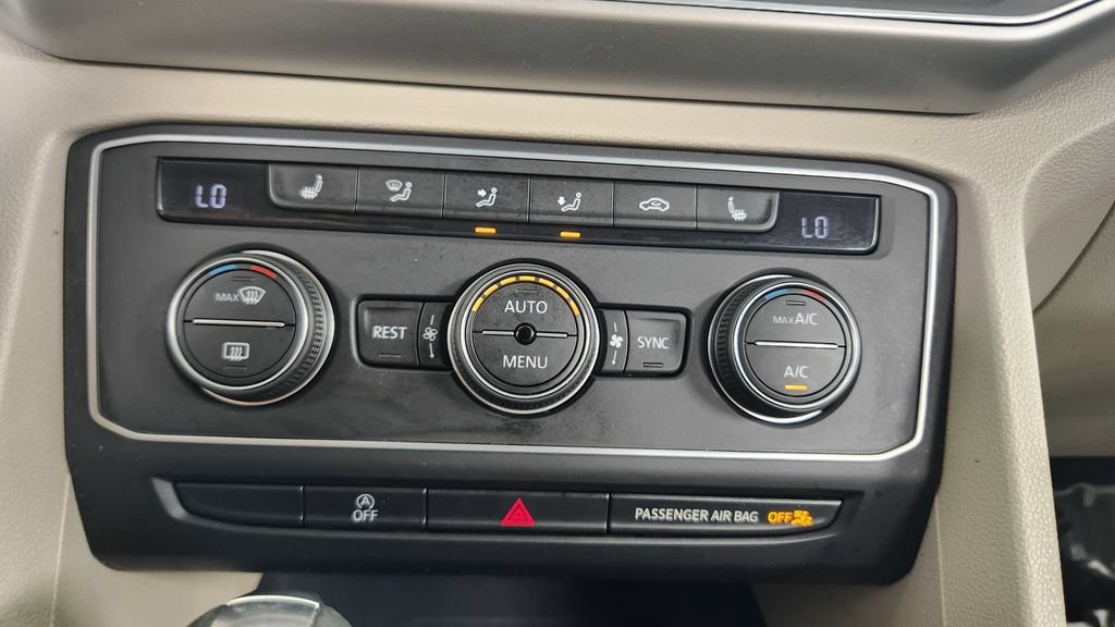 Used 2018 Volkswagen Atlas SE FWD image 30