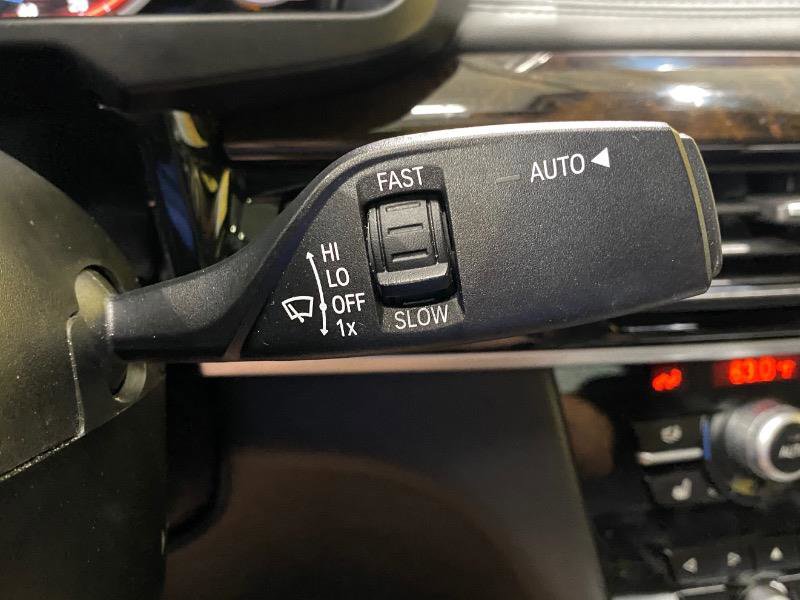 Used 2019 BMW X6 xDrive50i w/ Executive Package image 2