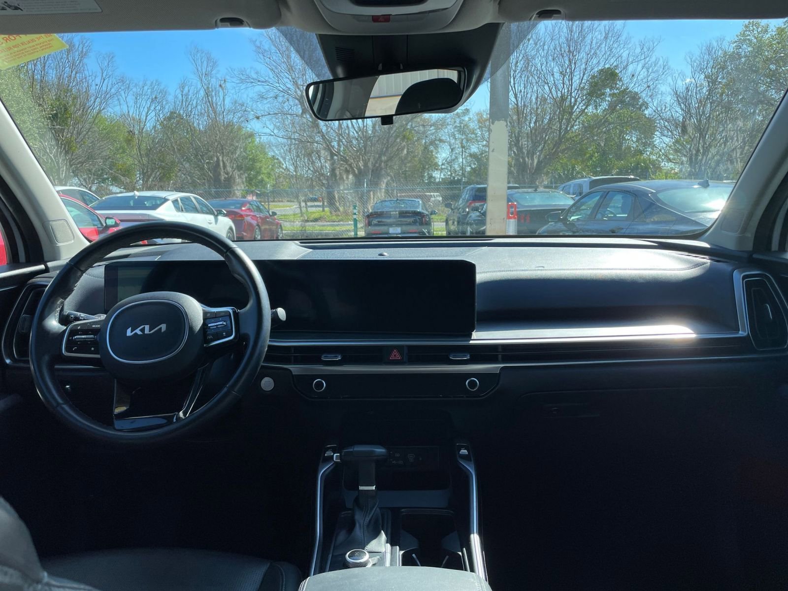 Used 2024 Kia Sorento S image 35