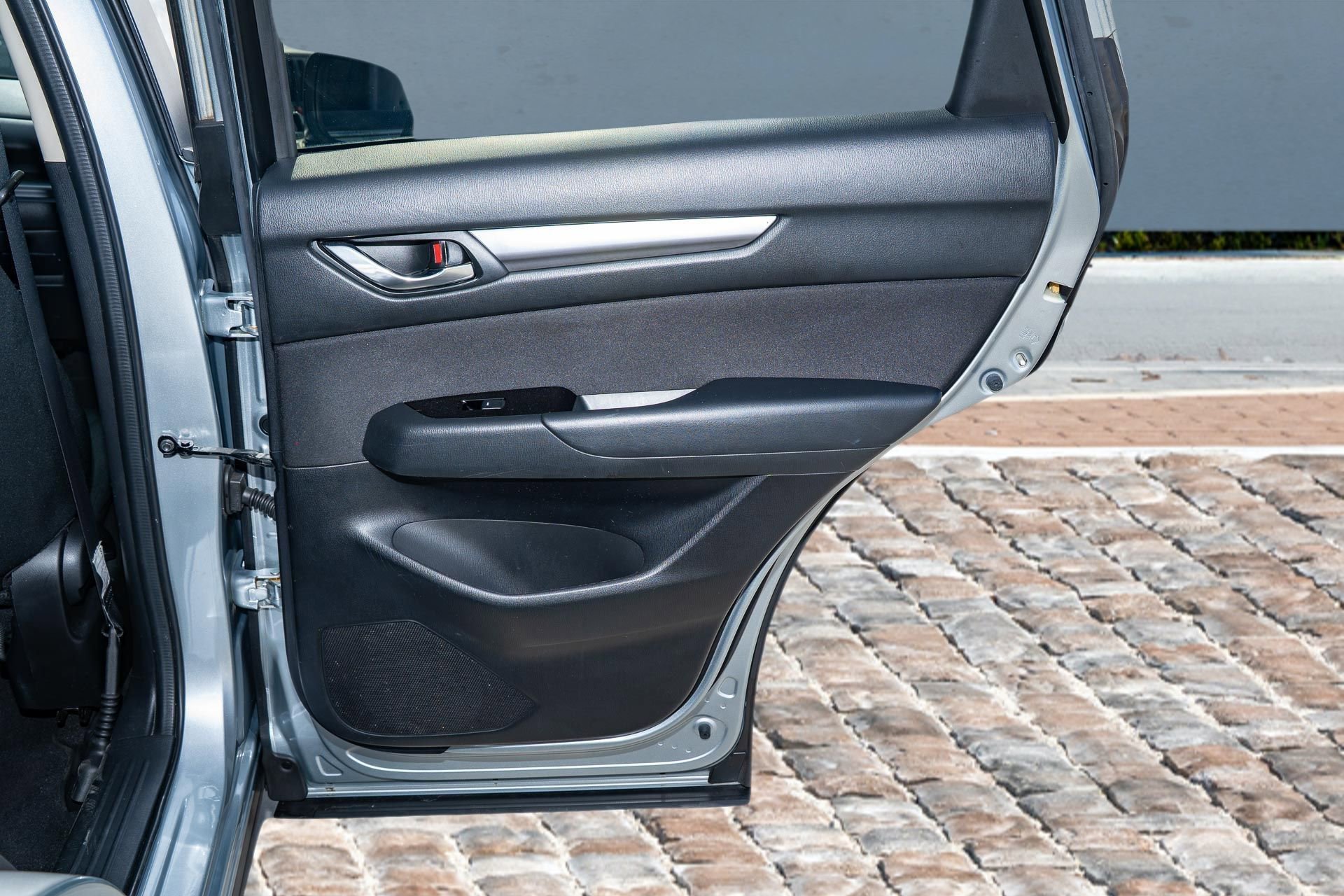 Used 2018 MAZDA CX-5 Sport image 32