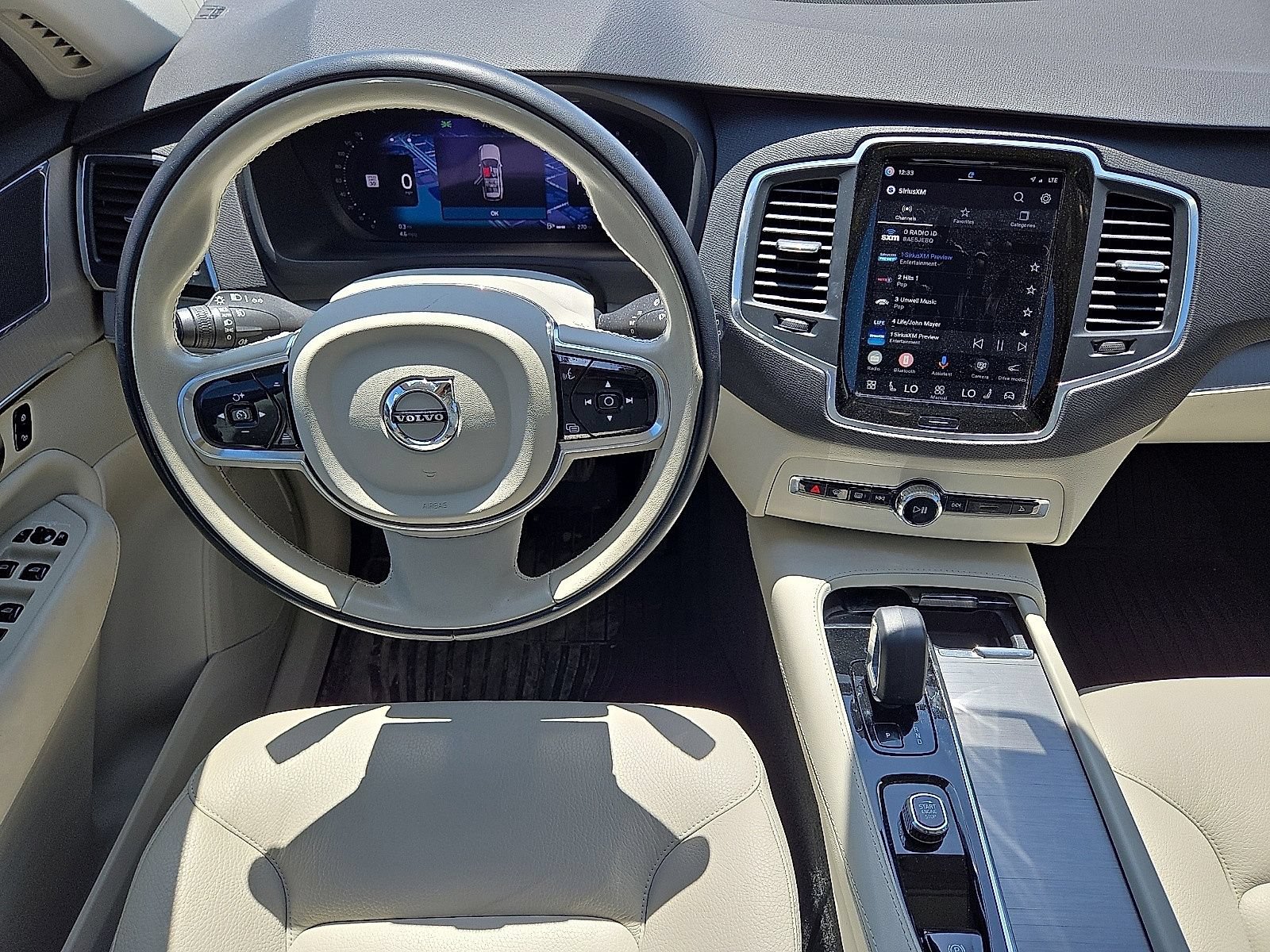 Used 2024 Volvo XC90 B5 Core w/ Protection Package Premier AWD/4WD image 19