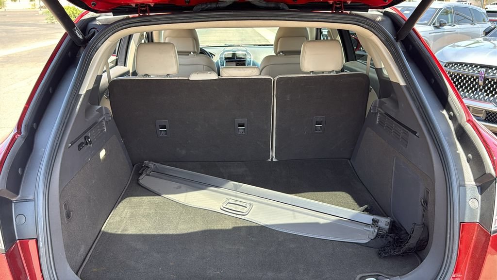 Used 2019 Lincoln Nautilus Select w/ Cargo Utility Package FWD image 23