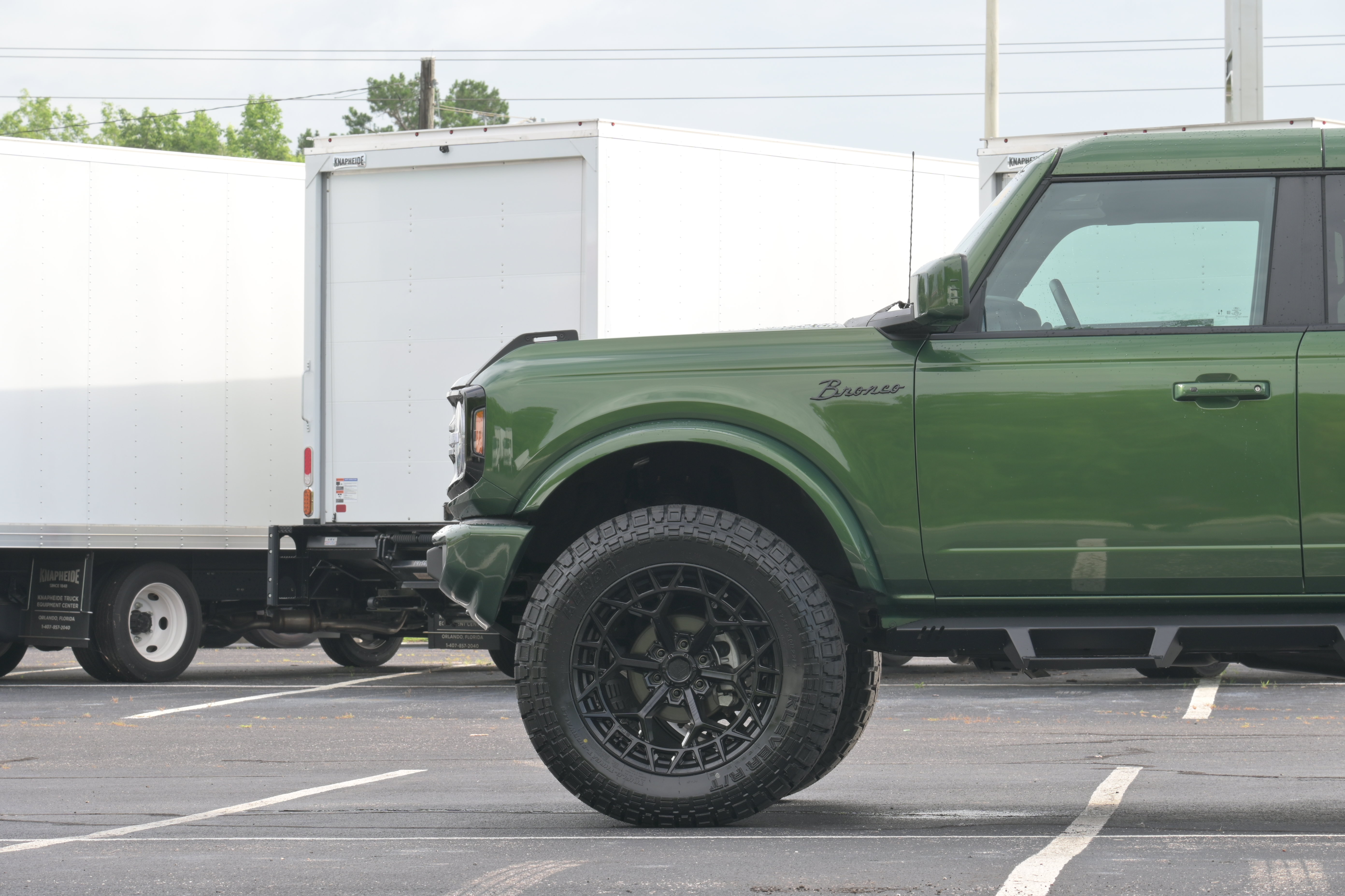 Used 2025 Ford Bronco Outer Banks AWD/4WD image 5