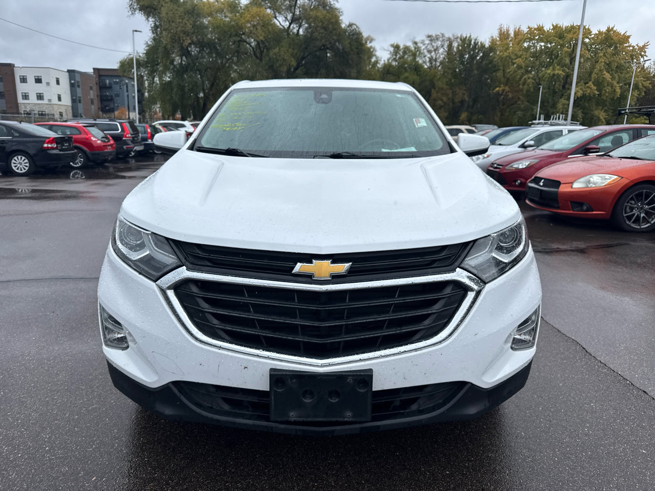 Used 2021 Chevrolet Equinox LT image 2