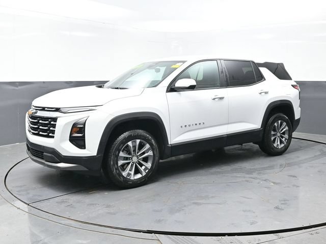 Used 2025 Chevrolet Equinox LT AWD/4WD image 9