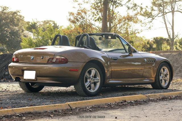 Used 2000 BMW Z3 2.5i image 8