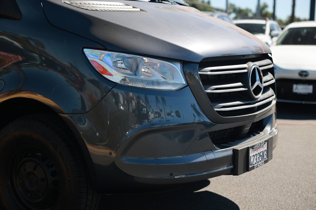 Used 2022 Mercedes-Benz Sprinter 144 Cargo image 7