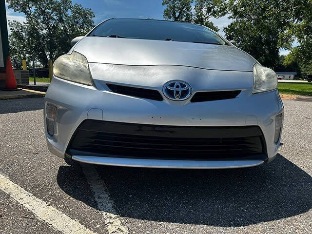 Used 2013 Toyota Prius Three w/ Solar Roof Pkg FWD image 7