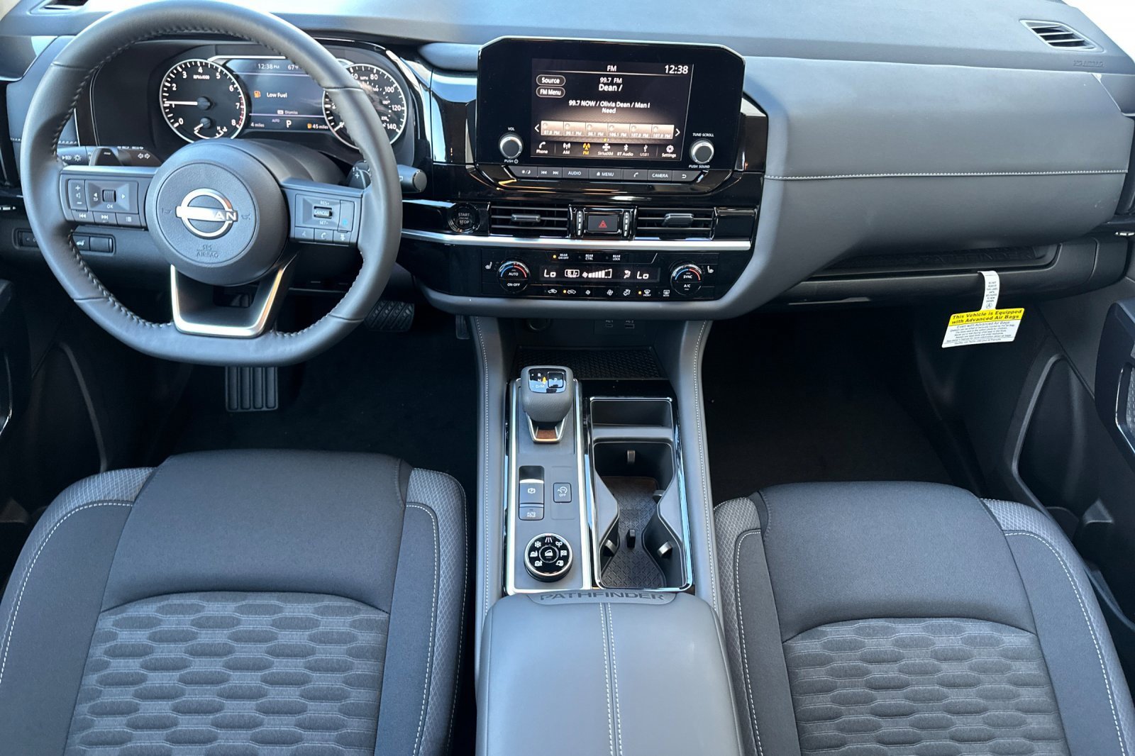 New 2025 Nissan Pathfinder SV w/ Black Appearance Package image 10