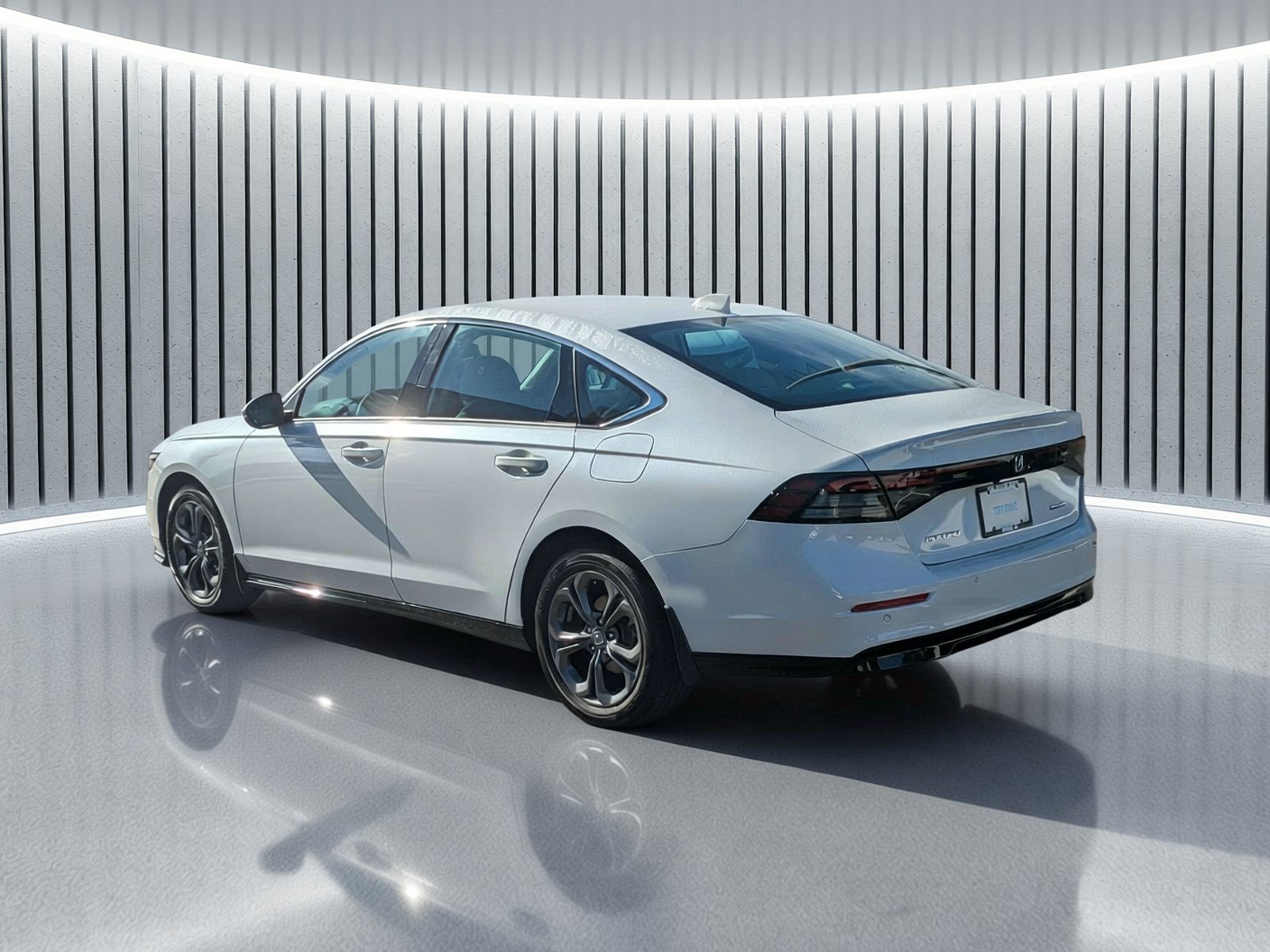 Certified 2025 Honda Accord EX-L image 9