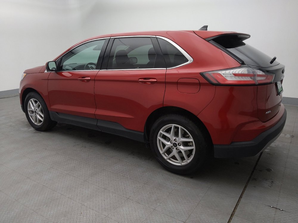Used 2023 Ford Edge SEL image 3