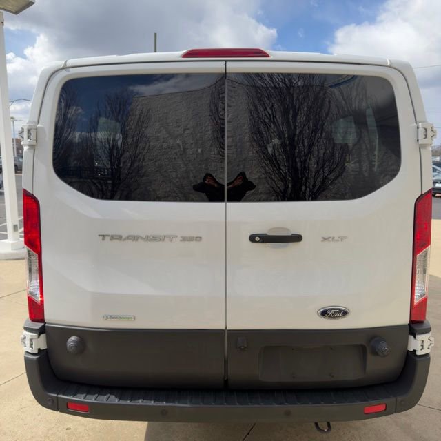Used 2024 Ford Transit 350 XLT image 4