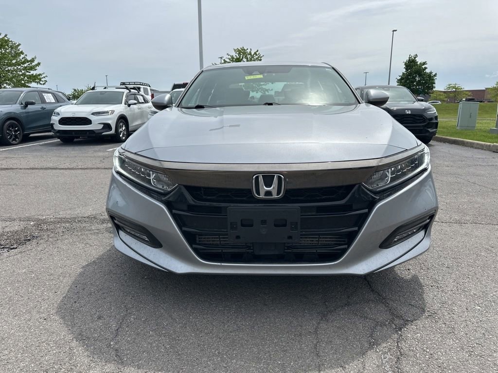Used 2019 Honda Accord Sport image 2