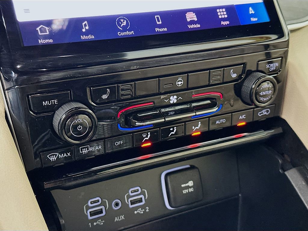 Certified 2025 Jeep Grand Cherokee Limited image 25