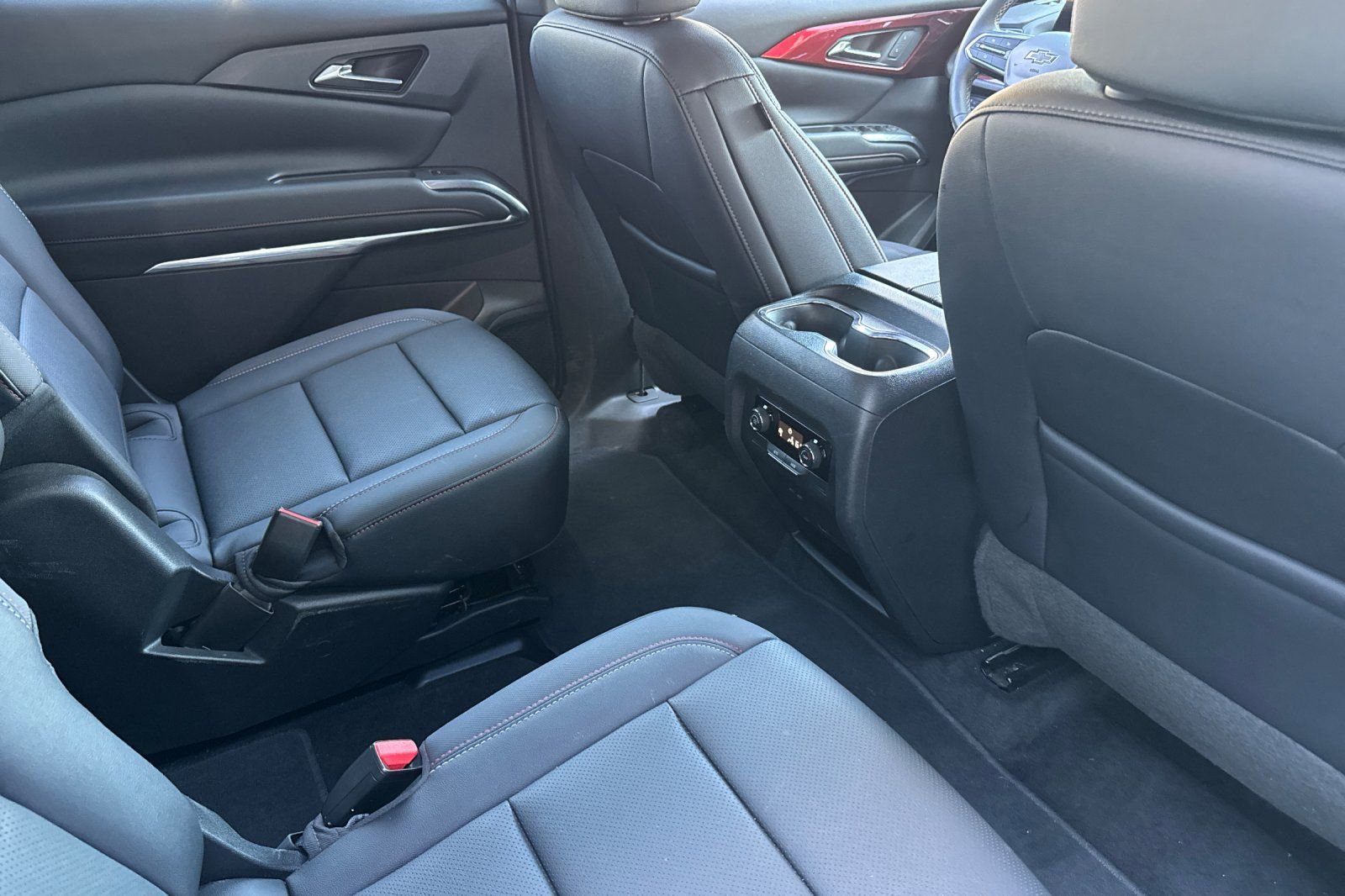 Used 2025 Chevrolet Traverse Z71 AWD/4WD image 20