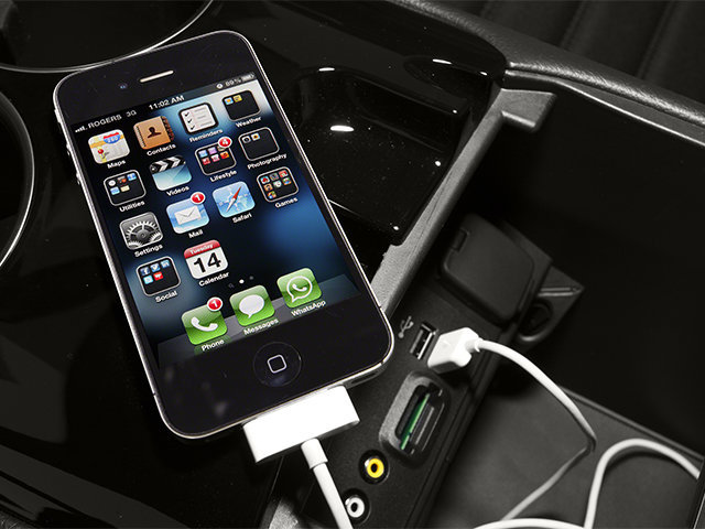 Used 2013 Ford Fusion SE FWD image 17