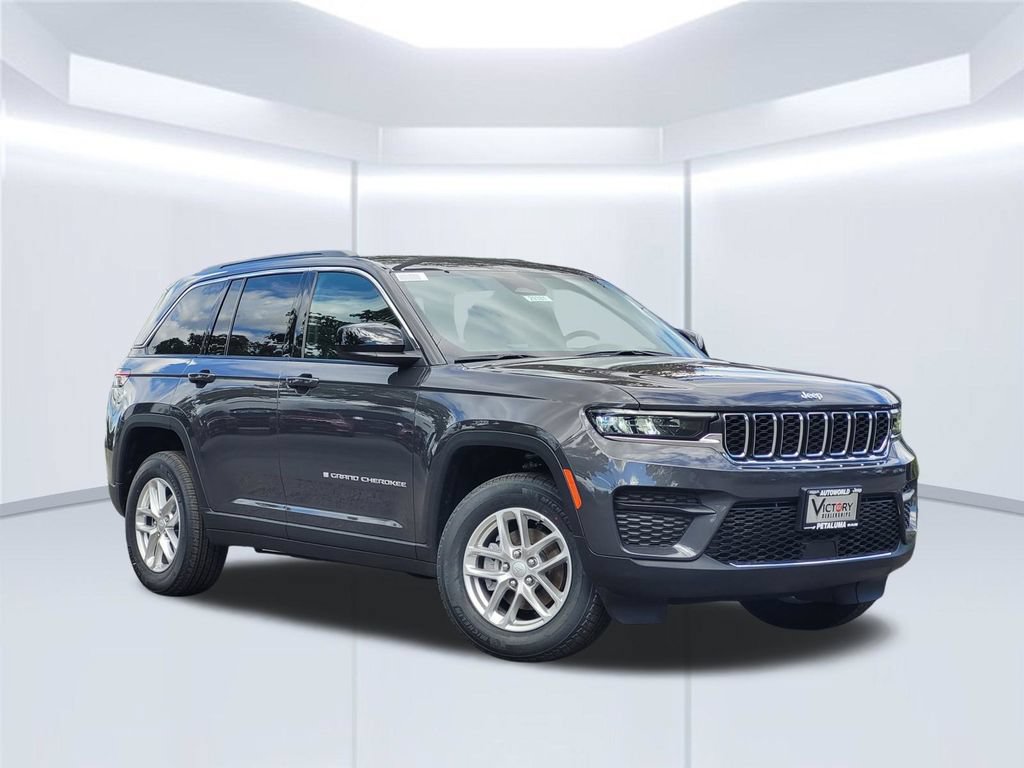 New 2026 Jeep Grand Cherokee Laredo X AWD/4WD image 1