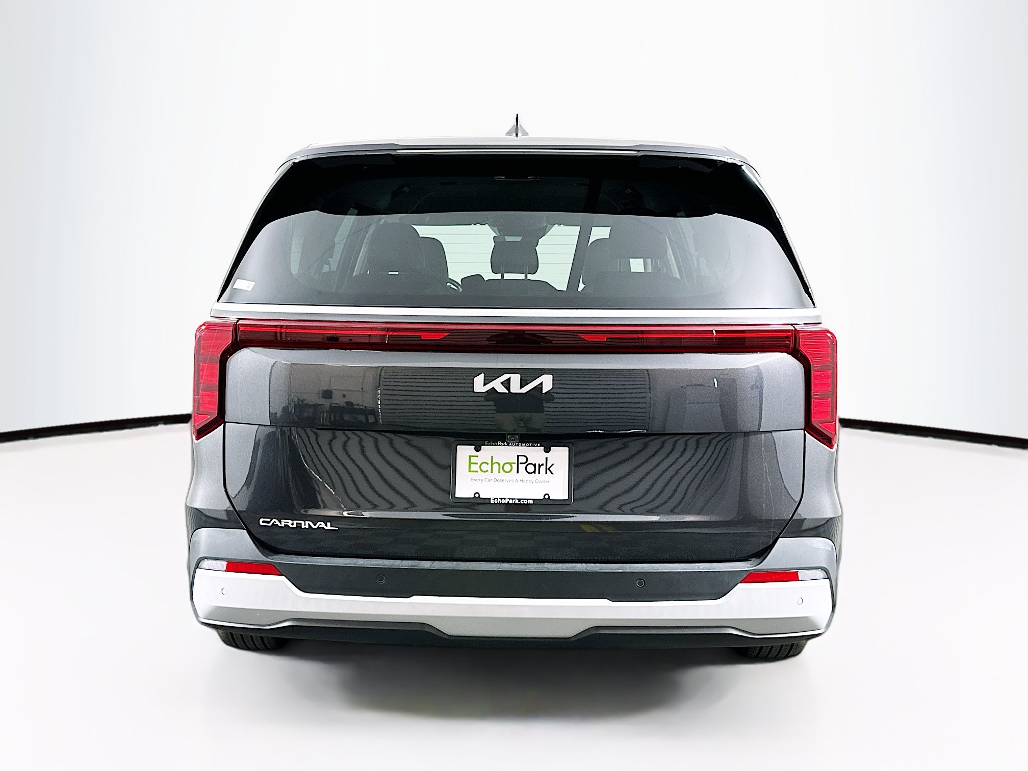 Used 2026 Kia Carnival FWD image 7
