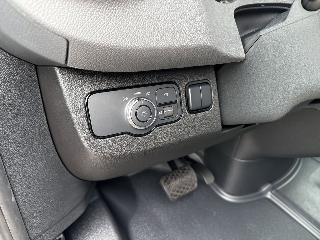 New 2025 Mercedes-Benz Sprinter 2500 image 14