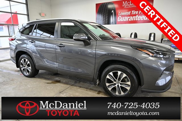Certified 2023 Toyota Highlander XLE image 4