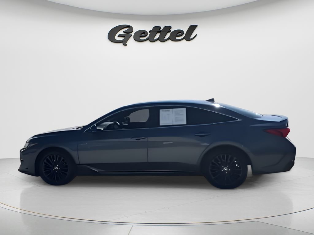 Used 2020 Toyota Avalon XSE image 5