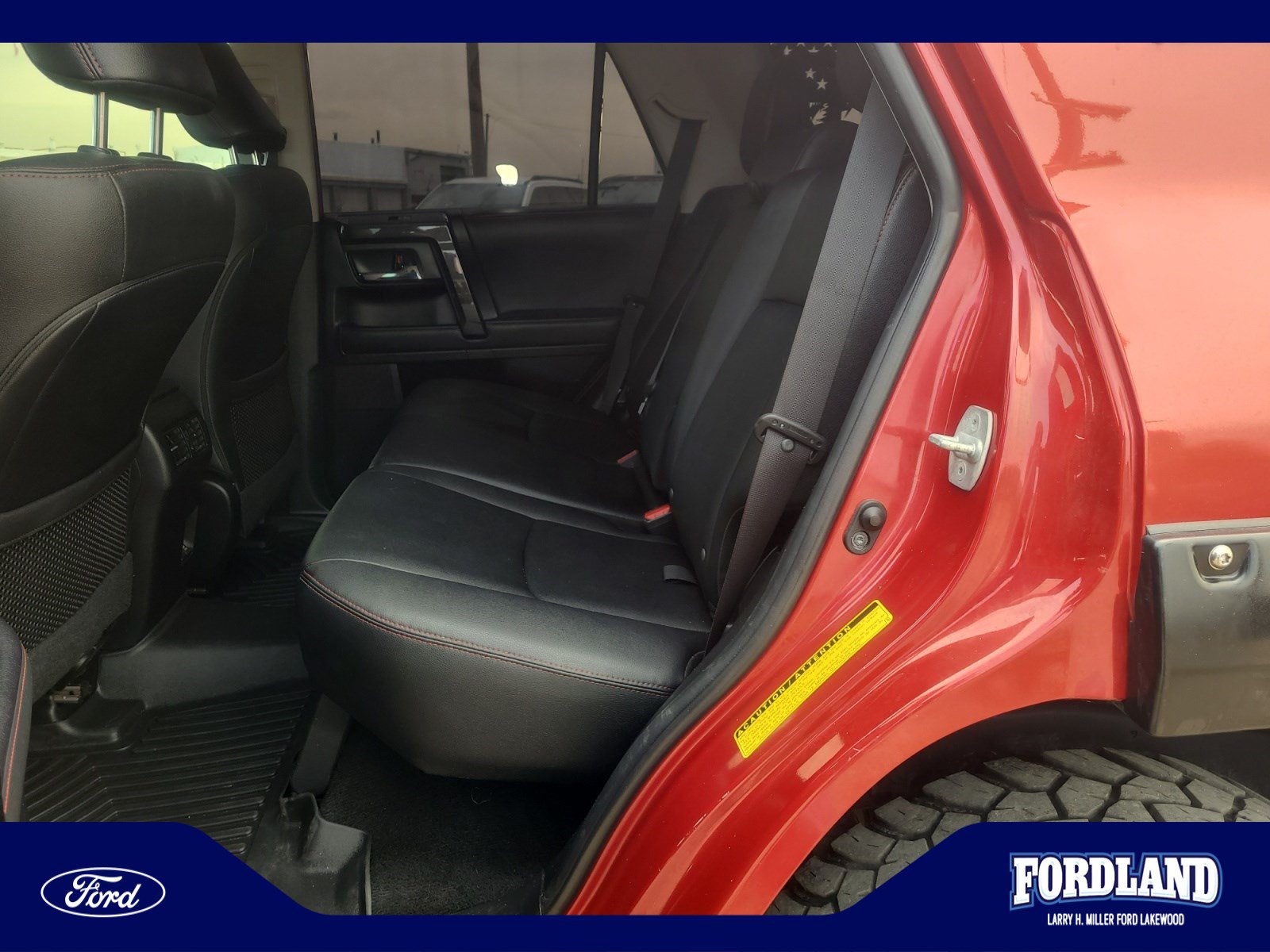 Used 2021 Toyota 4Runner TRD Off-Road Premium w/ Moonroof Package AWD/4WD image 17