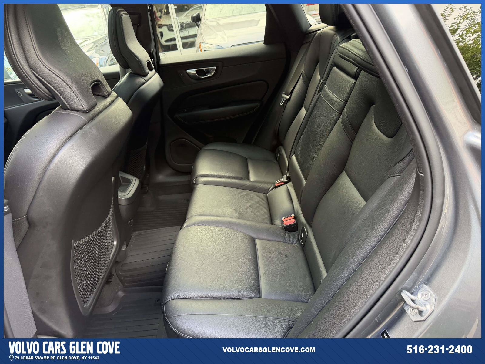 Used 2021 Volvo XC60 T5 Momentum AWD/4WD image 19