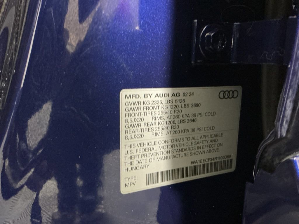 Used 2024 Audi Q3 2.0T Premium Plus image 34